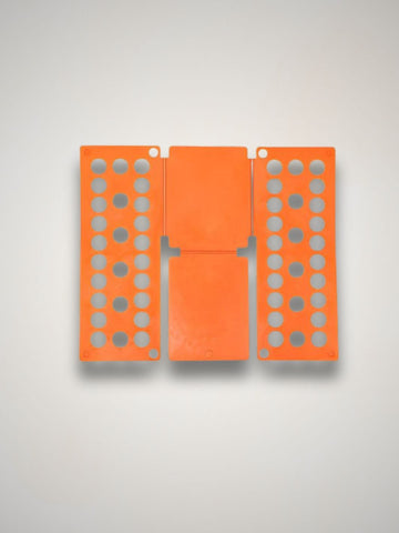 Planche Pliage Vêtement Orange